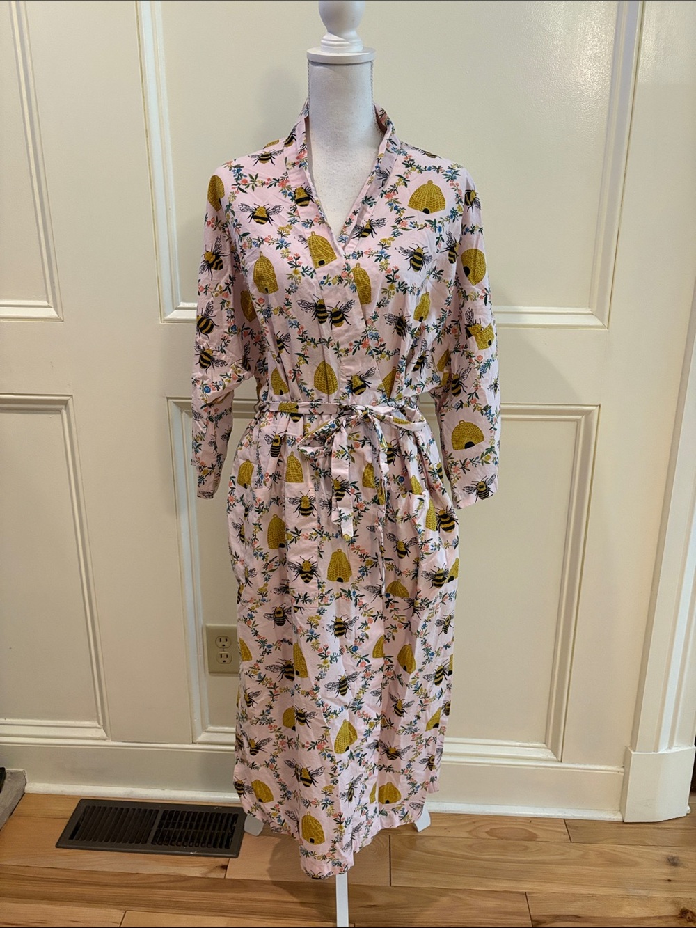 Printfresh Pink Bee & Honeycomb Cotton Wrap Robe with Tie Belt